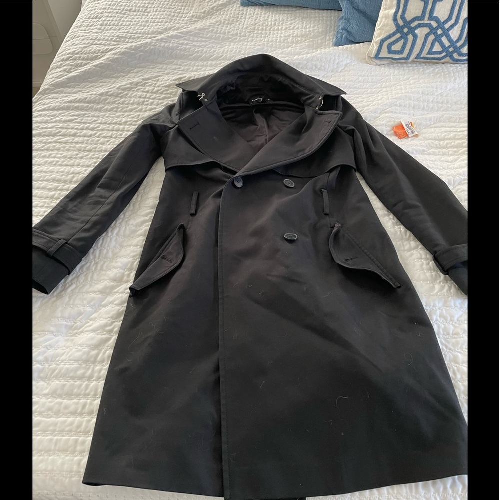 Medium Club Monaco black trench (missing belt)